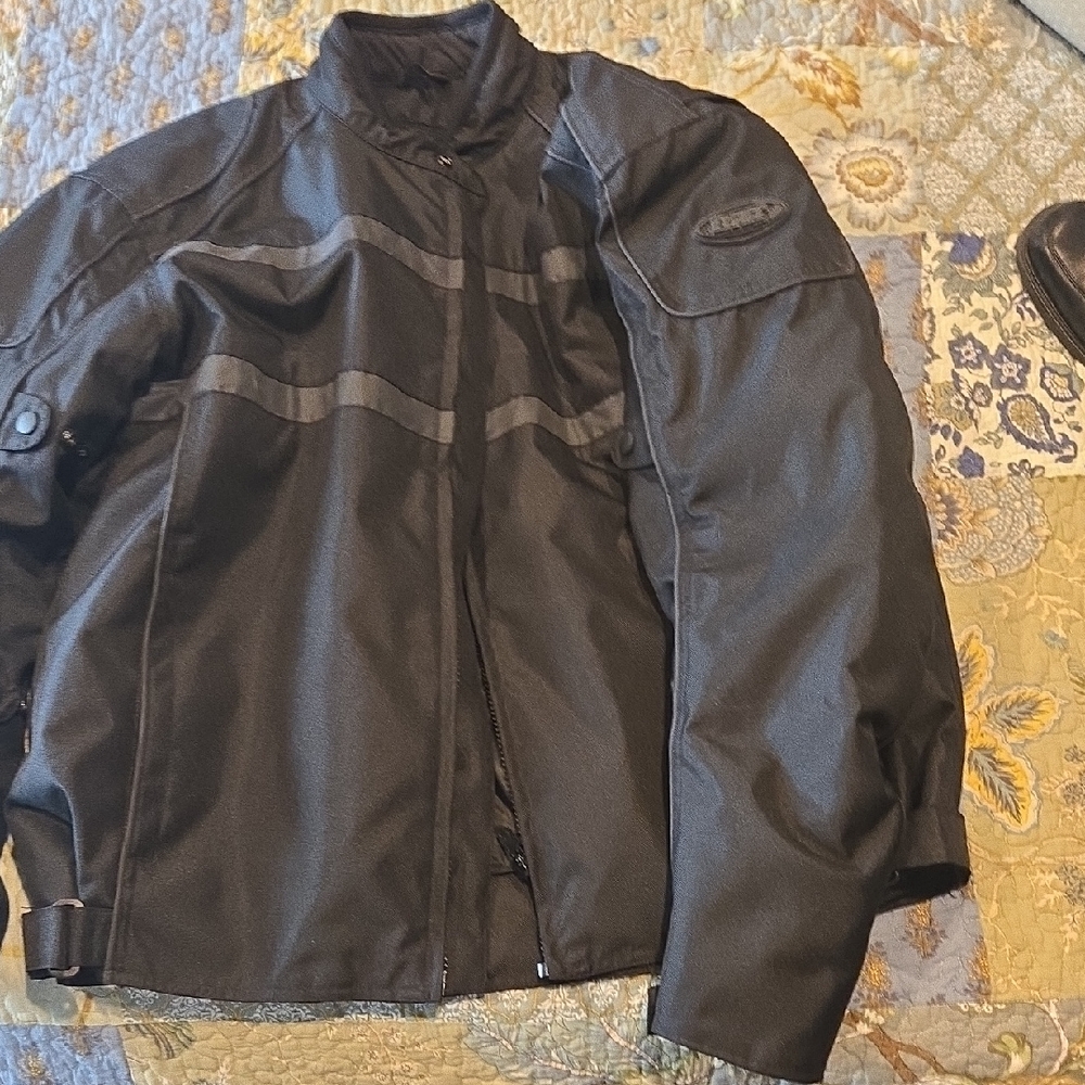 Men's Black Performance Jacket - Unknown Brand